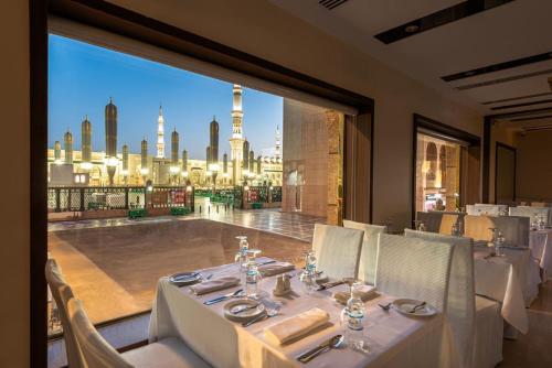 Golden Tulip Al-Zahabi Madinah photo 4